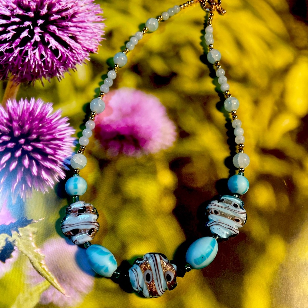 ✔️✔️Sky Blue and Gold Beaded Necklace